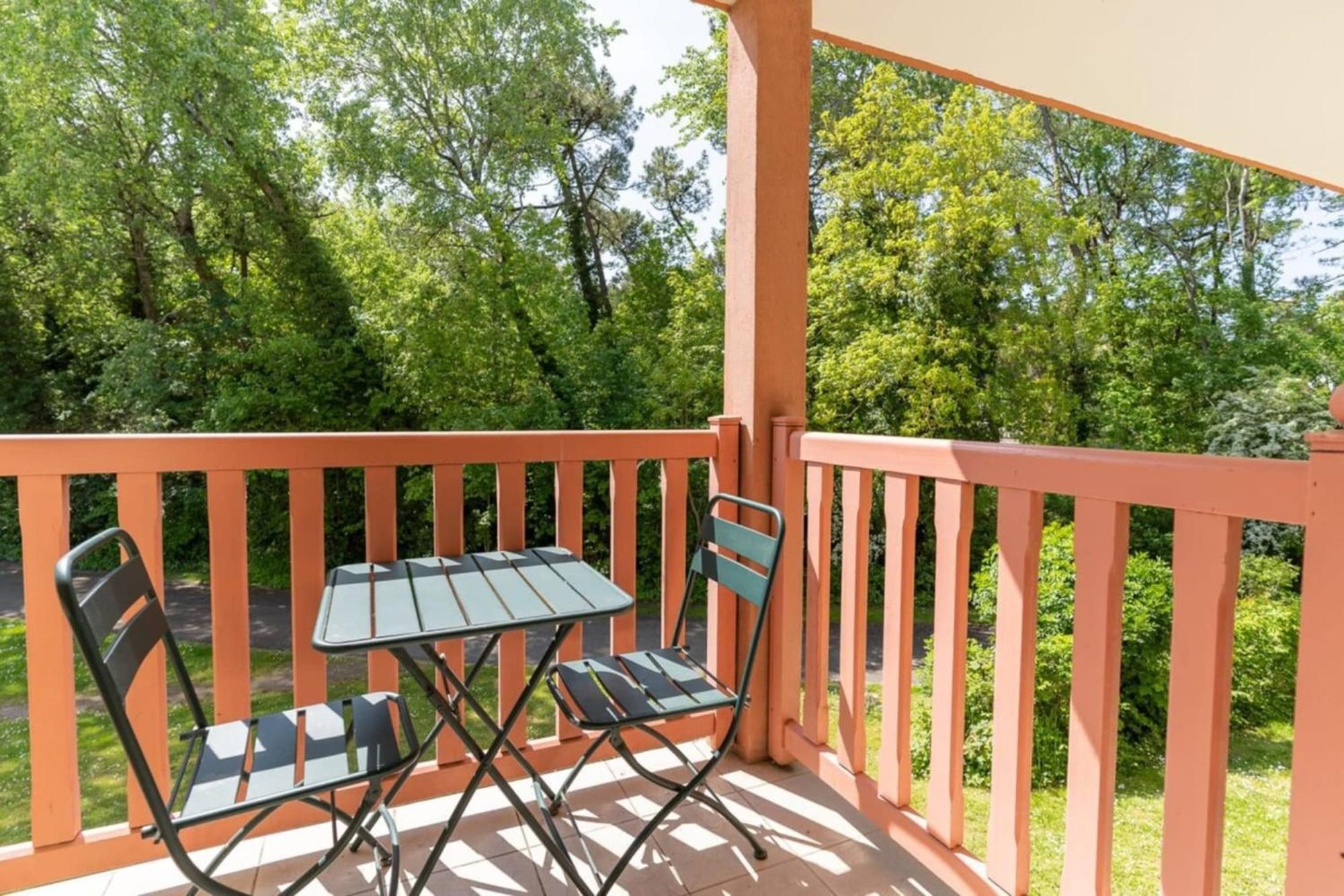 Beautiful Flat With Swimming Pool Tennis Court And Private Car Parking 109 Le Touquet Екстер'єр фото