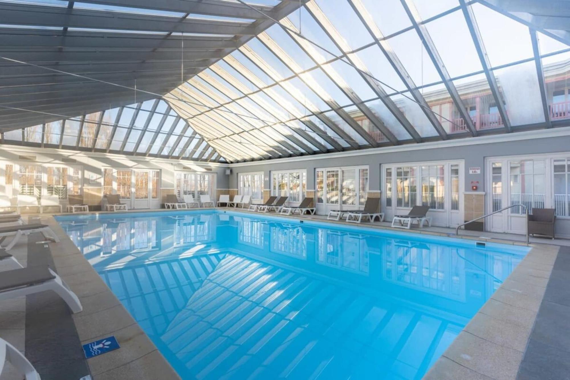 Beautiful Flat With Swimming Pool Tennis Court And Private Car Parking 109 Le Touquet Екстер'єр фото